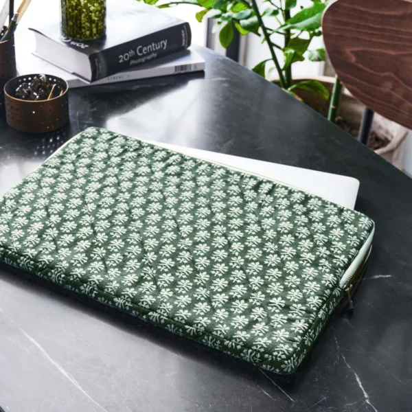 Green Laptop Sleeve - Image 2