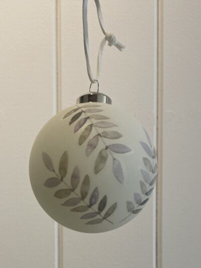 Winter Leaf Bauble
