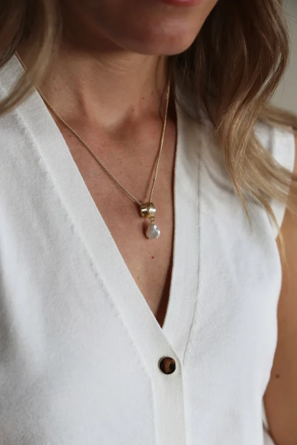 Freshwater Pearl Necklace - Image 3