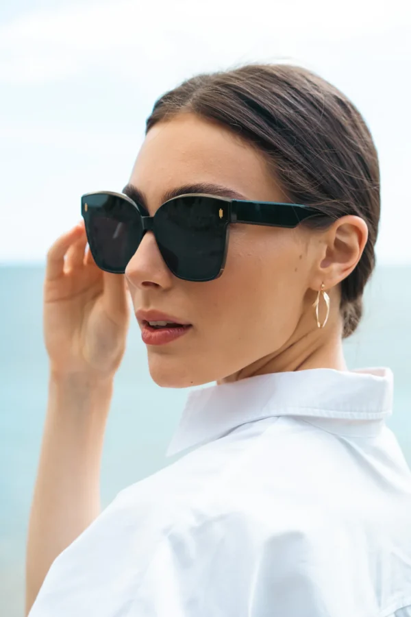 Pose Sunglasses - Image 3