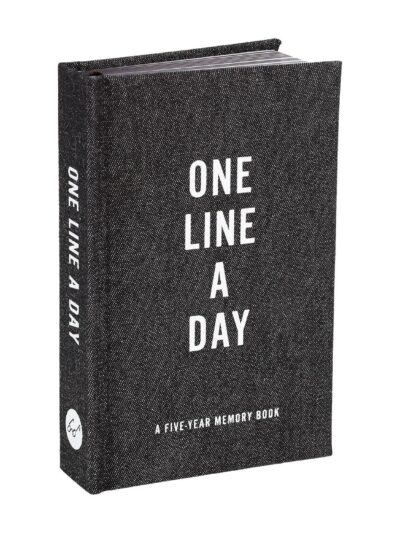 One Line a Day: A Five Year Memory Book