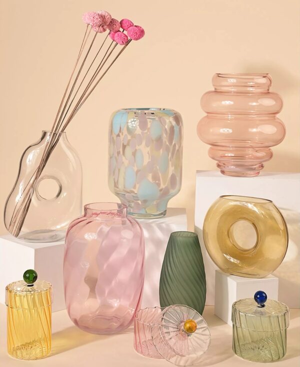 Abstract Vase - Image 3
