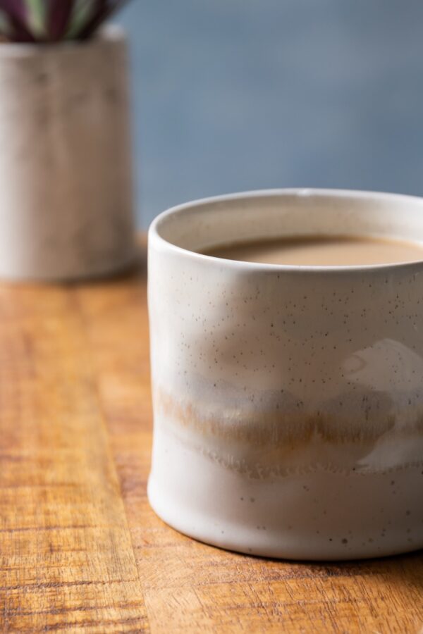 White Reactive Glaze Mug - Image 3