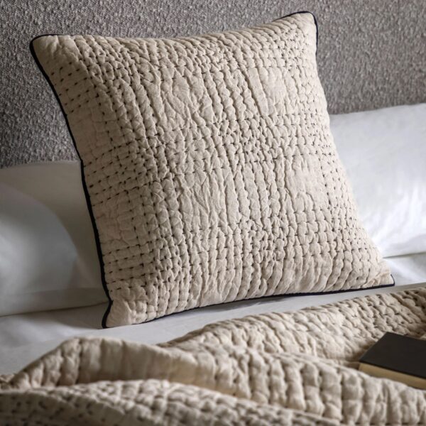 Matrix Cushion