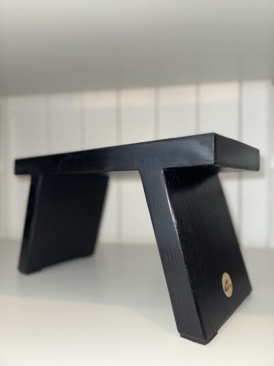 Guernsey Woodshed Narrow Bench