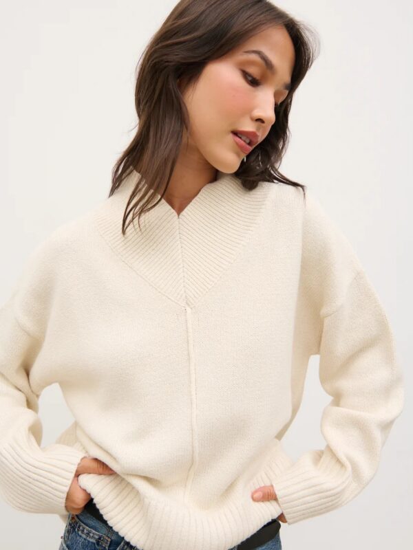Jemma Wide Rib V-Neck Knit Jumper