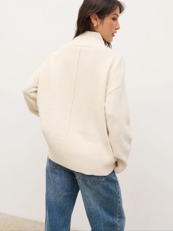 Jemma Wide Rib V-Neck Knit Jumper - Image 4
