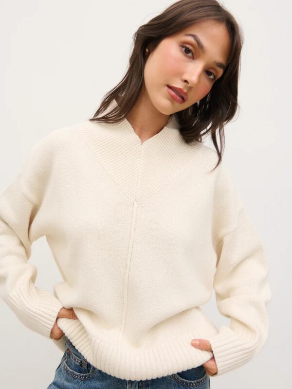 Jemma Wide Rib V-Neck Knit Jumper - Image 6