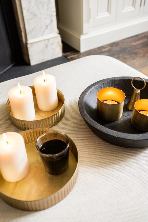 Metal Reeded Tray Set of 2 - Image 2