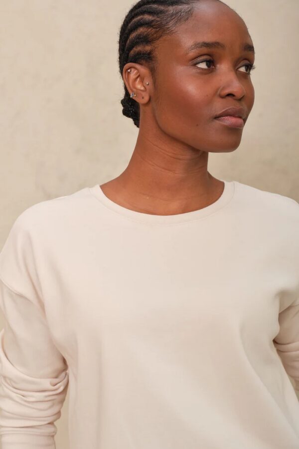 Perfect Crew Neck Sweatshirt - Vanilla - Image 2