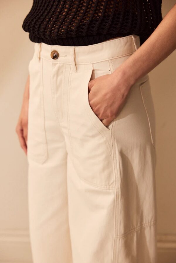 Billie Barrel Leg Trousers - Ecru - Image 3