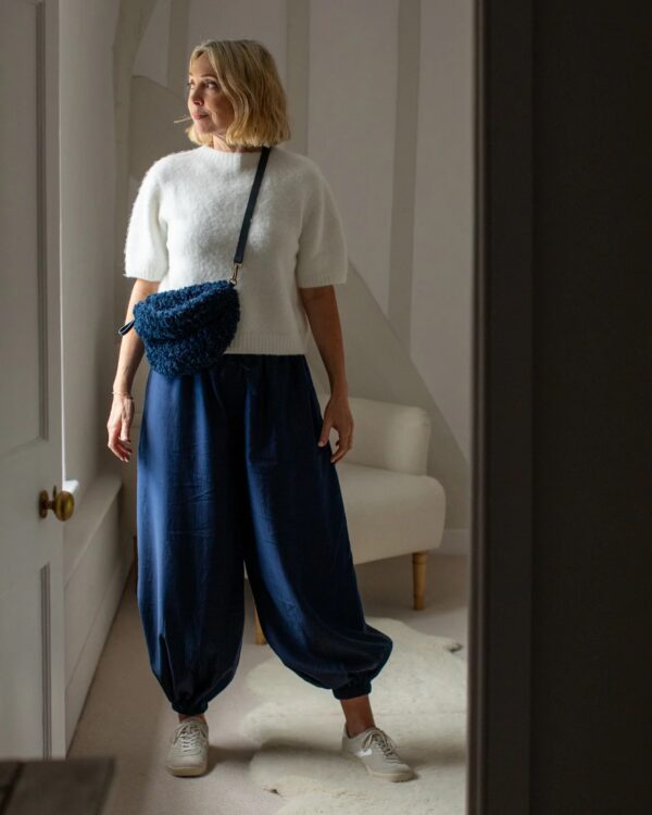 Clara Chunky Knit Jumper - Image 7