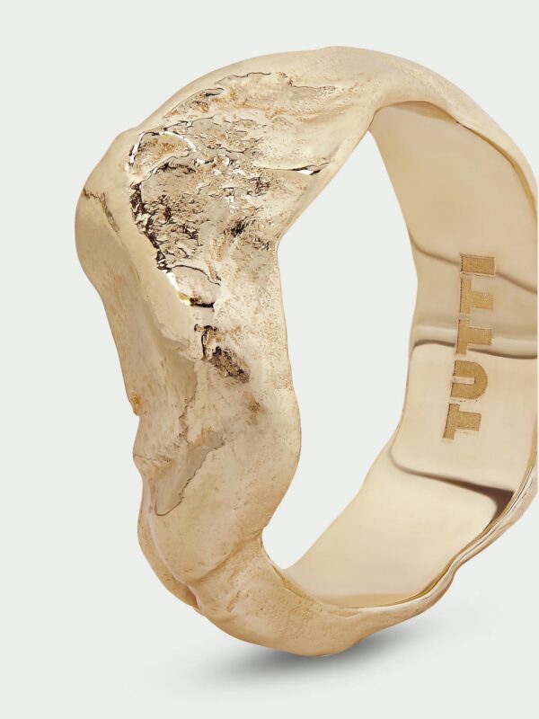 Forge Textured Wave Ring in Gold - Image 4