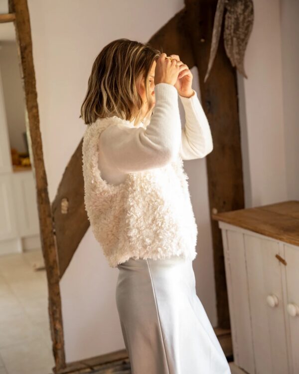 Lauren Ivory Faux Fur Gilet - Image 3