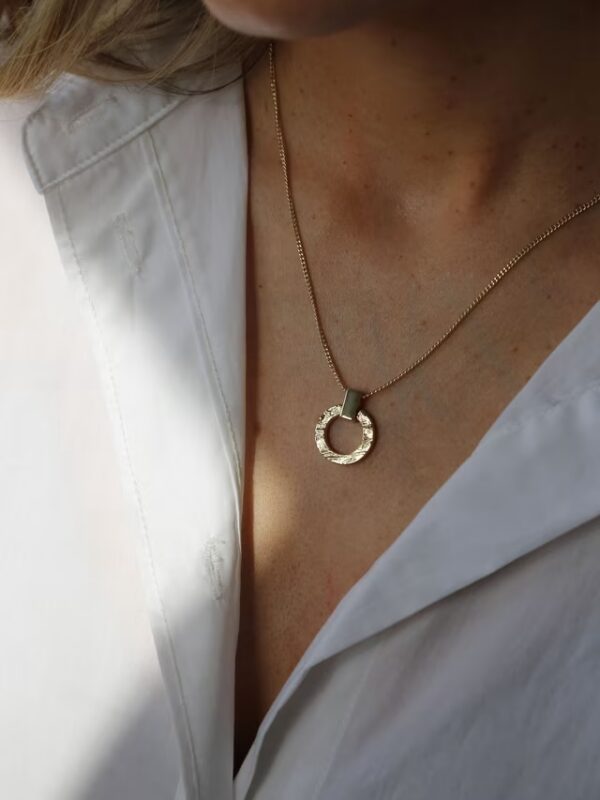 Palm Textured Disc Pendant Necklace - Image 2